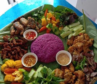 Nam Mau House | Ba Bể Hada Homestay