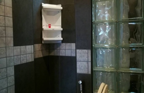 Suan Phueng Hotel | Baan Phuchalianglom