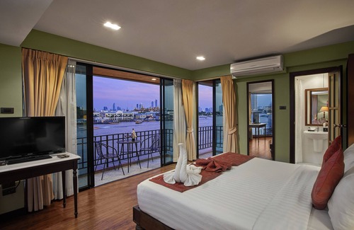 Siriraj Hotel | Baan Wanglang Riverside