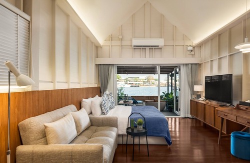 Siriraj Hotel | Baan Wanglang Riverside