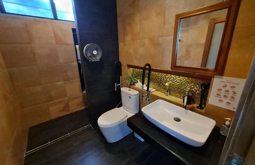 Chalong Hotel | Baanmee Phuket Sha Plus