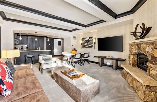 Avon Condo | Bachelor Gulch Mountain Getaway - Peaceful & Private