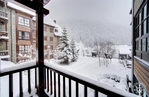 Baqueira Apartment | BACIVER de Alma de Nieve
