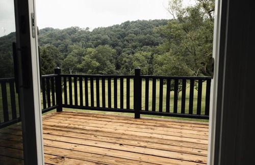 Cocolamus House | Back Country on 8 Acre - Stream, Pond & Animals