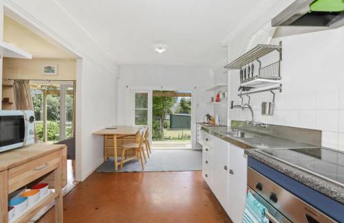 Rotoma House | Back of Beyond Cottage