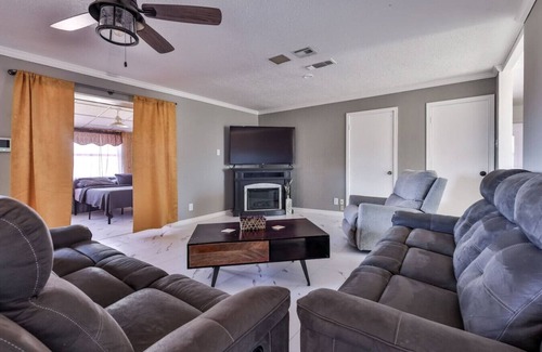 Midland House | back to black odessa