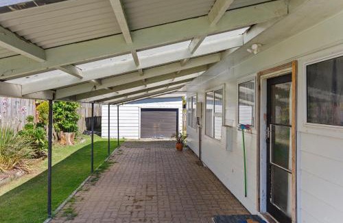 Waiotahi House | Back to the Beach Bach