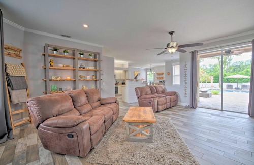 Crystal River House | Backyard Oasis with Pool Airy Crystal River Retreat