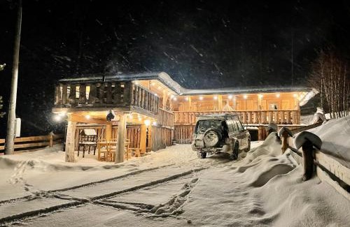 Huba House | Bacovka Szlembark- jacuzzi, kominek, widok na Tatry