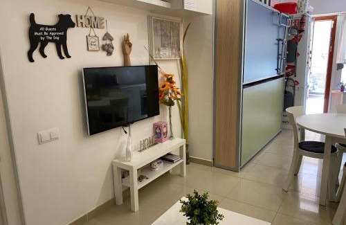 Badalona House | BADAROSA 2 House10min to BARCELONCity&NearTo BEACH