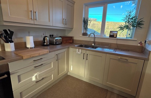Lecemy House | Badger's Rest | Cosy & Charming | Garden | Walk to Donegal Town