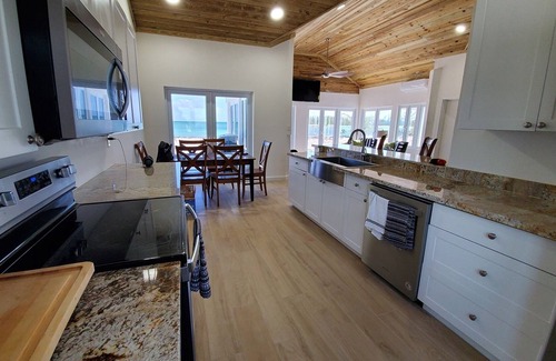 Morgan's Bluff House | Bahamas Oceanfront Home on Private Beach 3/3 Spooners Bay Fisherman’s Paradise