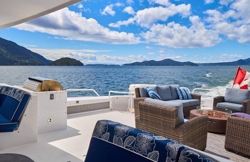 Central Beach Boat Rental | Bahamas Superyacht Privatecruise