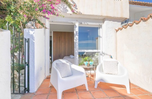 Bahia Dorada House | Bahia Dorada Beach Casita G26, Estepona, Spain