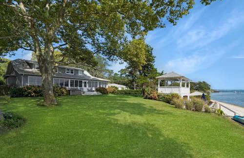 Laurel House | Bahia Mar: Beach House, North Fork