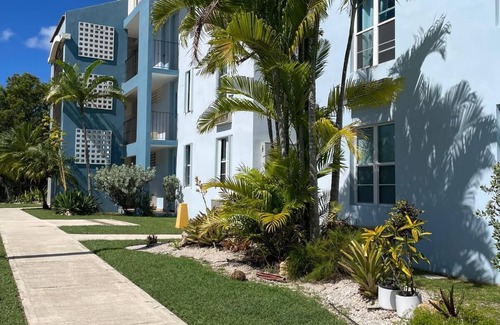 La Mela Condo | Bahia Real apartment located front of the pool