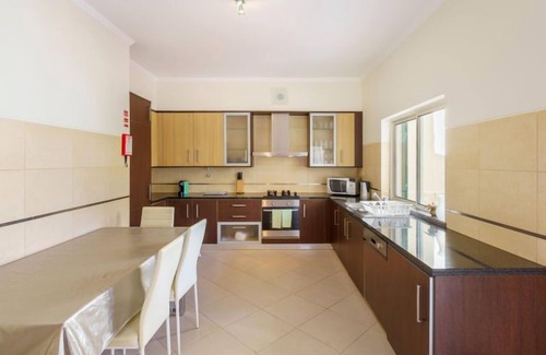 Moncarapacho e Fuseta House | Baia da Fuseta by Interhome