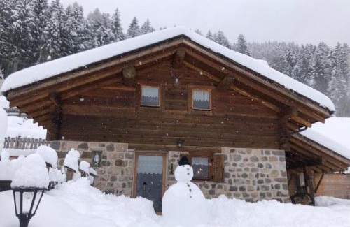 Bedollo Ski Chalet | BAITA NONNO GHINO