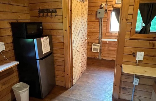 Helmsburg Cabin | "Baker" Camping Cabin #2 | Pet Friendly