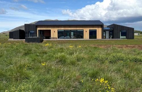 Selfoss Villa | Bakkar Luxury Lodge