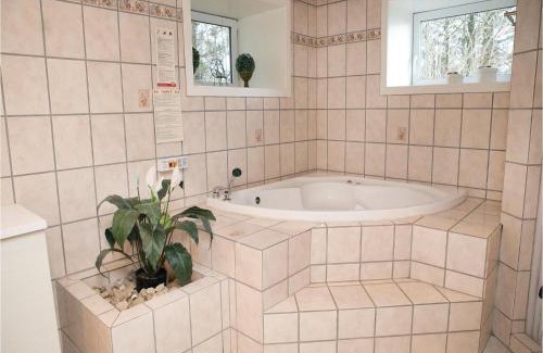 Thisted House | Bakkegården