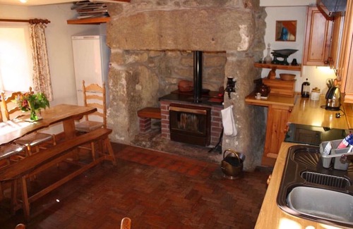 New Mill Cottage | Bal Cottage lies on the edge of the Penwith Moors in West Cornwall