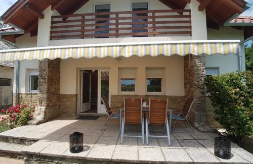 Vonyarcvashegy Apartment | Balaton Breeze - Biró Tours 45