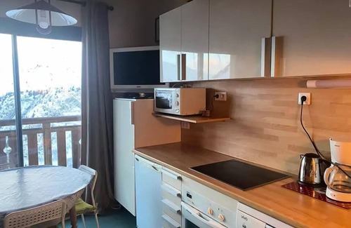 Eclose-Est Apartment | Balcons Residence D'huez - EYE QUARTIER ELSE APARTMENT