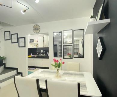 Clark Apartment | Balcony & 2BR TownHouse - near Clark Airport & Aqua Planet - TRP2