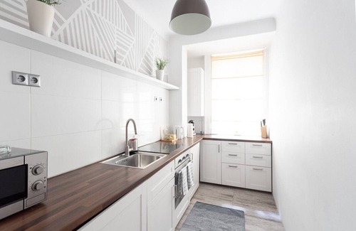 Wieden Apartment | BALCONY-OASIS CITY CENTER