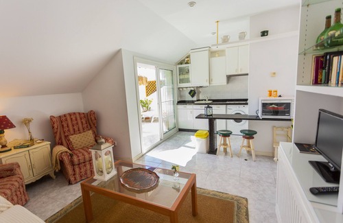 Samieira Apartment | Balcony of Rias Baixas - Couple's Getaway + Pool |Beach Apartment in Pontevedra