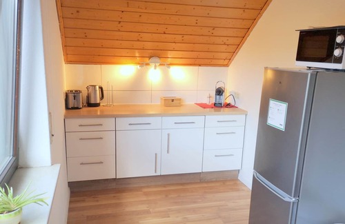 Offenburg Apartment | Balcony + view I kitchen I parking lot I Netflix I 85 sqm