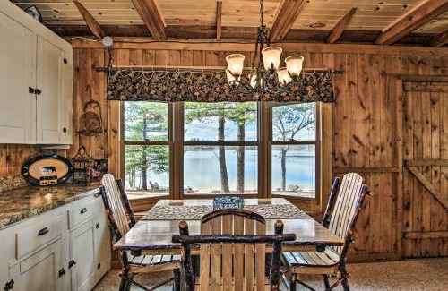 Baldwin House | Baldwin Cabin with Private Beach on Little Lake!