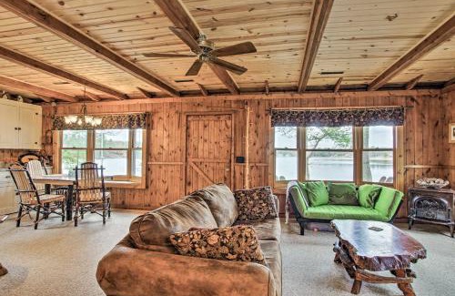 Baldwin House | Baldwin Cabin with Private Beach on Little Lake!