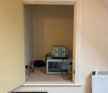 Royton Bed & Breakfast | Baldwins Villa