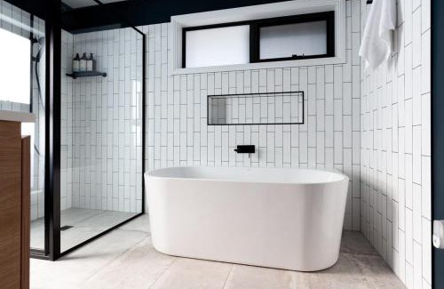 Launceston CBD House | Balfour Cottage WiFi & Parking