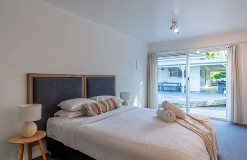 Nowra House | Bali Huts - resort style home