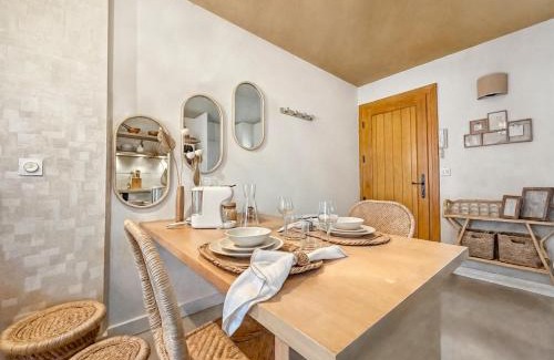 Lafourguette Apartment | Bali Room