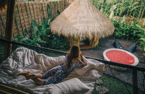 Selat Villa | Balikayanas - Ellena House