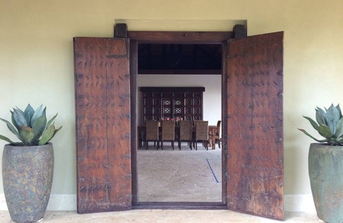Hatillo Villa | Balinese Mountaintop Villa with 100 miles of unobstructed Pacific Ocean views.