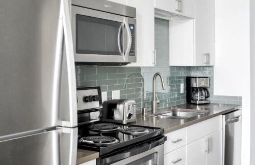 Old Ballard Apartment | Ballard 1BR w WD BBQ Gym nr Waterfront SEA-397