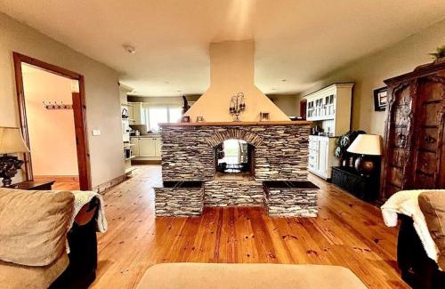 Ballinskelligs House | Ballinskelligs Coastal Sanctuary