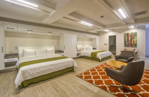 San Jose Hotel | Balmoral Suites