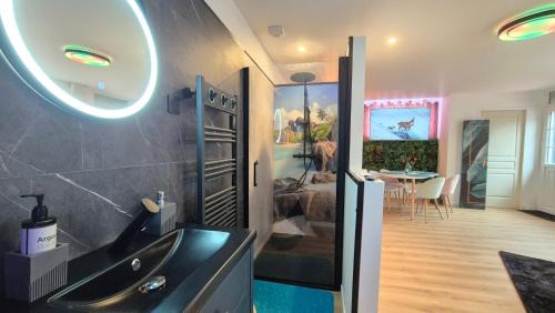 Quartier Saint-Clement - Jardin des Plantes Apartment | Balnéo Nuits Tranquilles Rouen