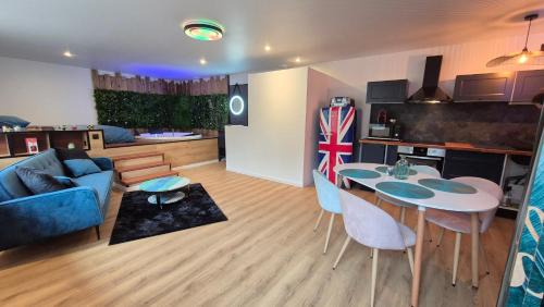 Quartier Saint-Clement - Jardin des Plantes Apartment | Balnéo Nuits Tranquilles Rouen