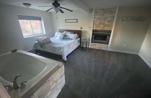 Reynolds Corners House | Bancroft Guest House