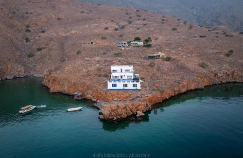 Musandam Governorate Cabin | Bandar Hafa