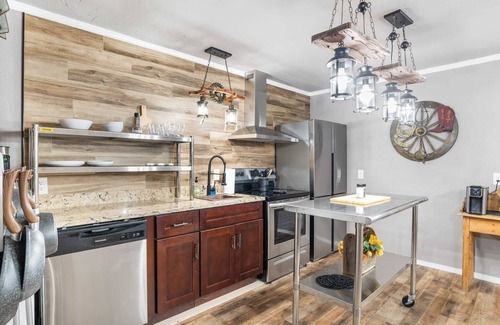 Bandera Apartment | Bandera Salt Block - The Rustic 1