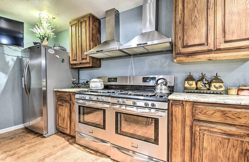 Forestburg House | Banquet Hall & Pool: Expansive Forestburg Ranch!