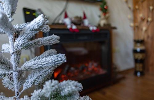 Kvartal Noviya Grad Apartment | Bansko home with a Mountain view